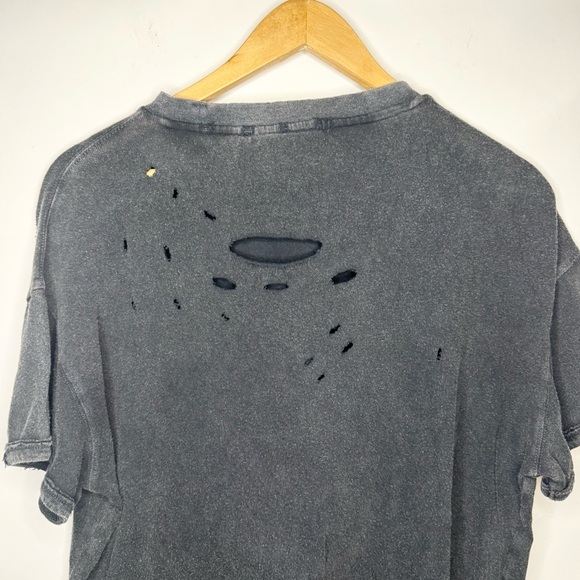Free People We The Free Rubi Ripped Pocket
 T-Shirt in Washed Black Size XS - Picture 6 of 9